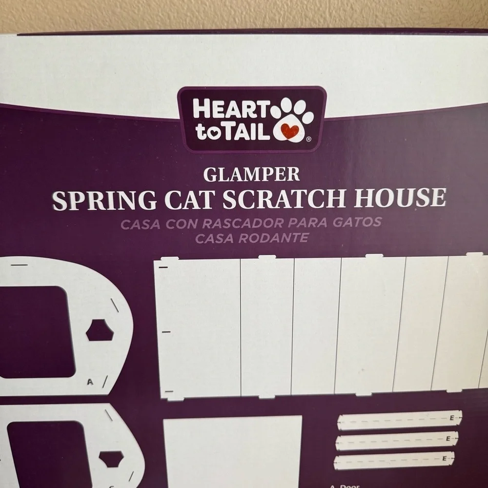 Aldi NIB Kitty Glamper Spring Cat Scratch house